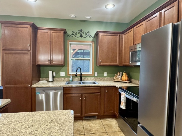 7 Hawthorn, GALENA, Illinois 61036, 4 Bedrooms Bedrooms, ,3 BathroomsBathrooms,House,For Sale,Hawthorn,202506159