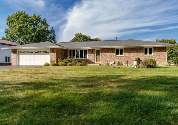210 McCurry, ROSCOE, Illinois 61073, 3 Bedrooms Bedrooms, ,2 BathroomsBathrooms,House,For Sale,McCurry,202506161