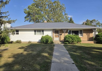 109 Ridge, SHANNON, Illinois 61078, 3 Bedrooms Bedrooms, ,1 BathroomBathrooms,House,For Sale,Ridge,202506179