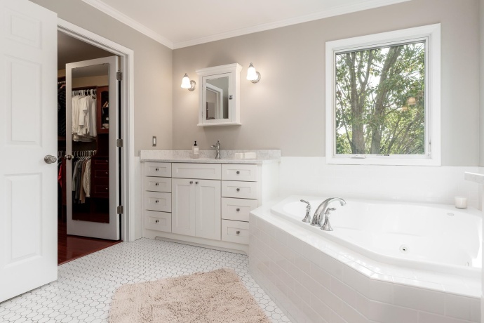 8551 Rote, ROCKFORD, Illinois 61107, 4 Bedrooms Bedrooms, ,3 BathroomsBathrooms,House,For Sale,Rote,202506194