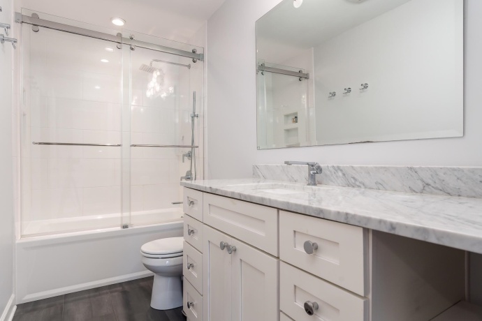 8551 Rote, ROCKFORD, Illinois 61107, 4 Bedrooms Bedrooms, ,3 BathroomsBathrooms,House,For Sale,Rote,202506194