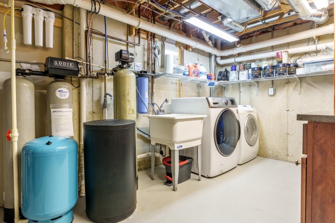 8551 Rote, ROCKFORD, Illinois 61107, 4 Bedrooms Bedrooms, ,3 BathroomsBathrooms,House,For Sale,Rote,202506194