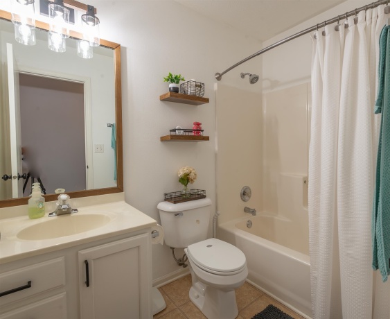 706 Hewitt, FORRESTON, Illinois 61030, 3 Bedrooms Bedrooms, ,3 BathroomsBathrooms,House,For Sale,Hewitt,202506195