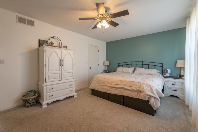 706 Hewitt, FORRESTON, Illinois 61030, 3 Bedrooms Bedrooms, ,3 BathroomsBathrooms,House,For Sale,Hewitt,202506195