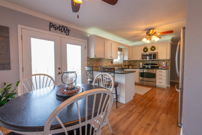 706 Hewitt, FORRESTON, Illinois 61030, 3 Bedrooms Bedrooms, ,3 BathroomsBathrooms,House,For Sale,Hewitt,202506195