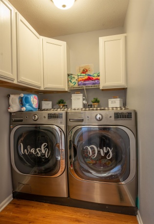 706 Hewitt, FORRESTON, Illinois 61030, 3 Bedrooms Bedrooms, ,3 BathroomsBathrooms,House,For Sale,Hewitt,202506195