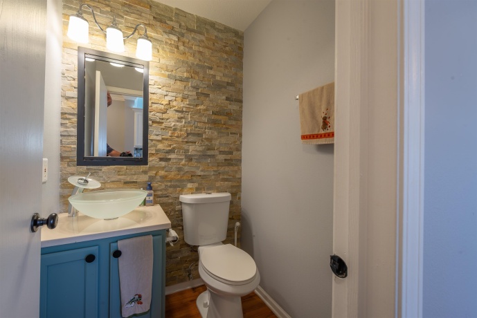 706 Hewitt, FORRESTON, Illinois 61030, 3 Bedrooms Bedrooms, ,3 BathroomsBathrooms,House,For Sale,Hewitt,202506195