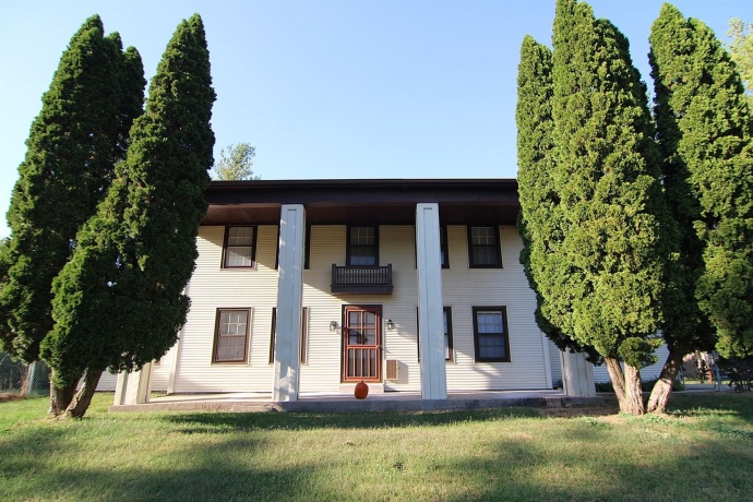 8119 Main, ROCKFORD, Illinois 61102, 3 Bedrooms Bedrooms, ,2 BathroomsBathrooms,House,For Sale,Main,202506197