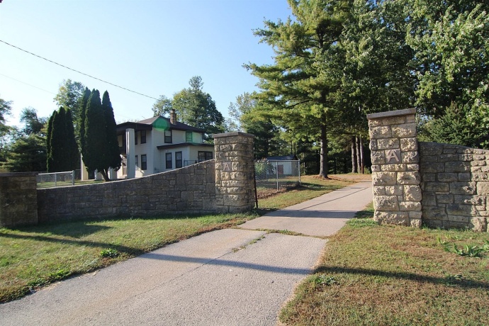 8119 Main, ROCKFORD, Illinois 61102, 3 Bedrooms Bedrooms, ,2 BathroomsBathrooms,House,For Sale,Main,202506197