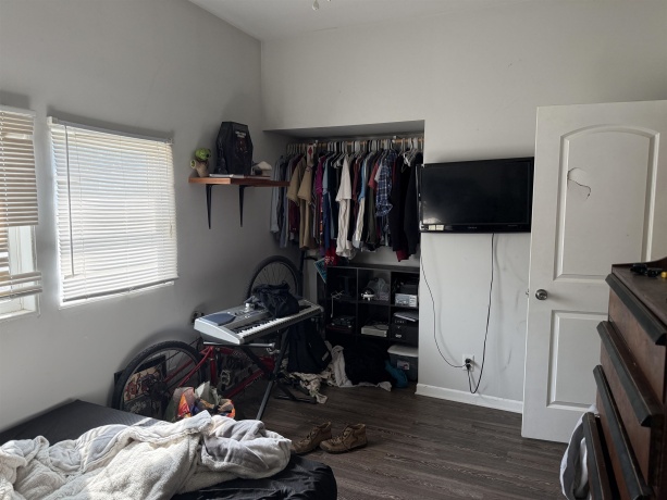 109 Main, HOLCOMB, Illinois 61043, ,3 - 4 Units,For Sale,Main,202506215