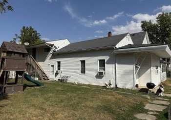109 Main, HOLCOMB, Illinois 61043, ,3 - 4 Units,For Sale,Main,202506215