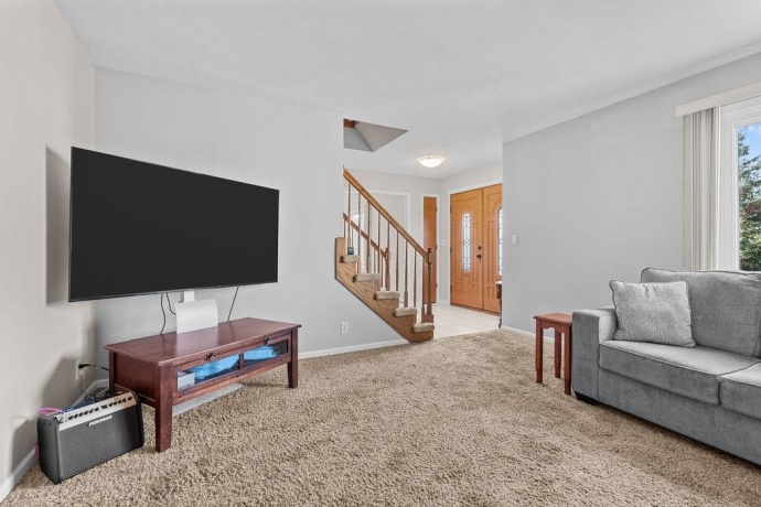 2640 SIOUX, ROCKFORD, Illinois 61109, 4 Bedrooms Bedrooms, ,3 BathroomsBathrooms,House,For Sale,SIOUX,202506228