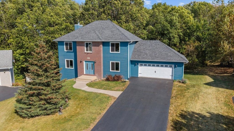 2640 SIOUX, ROCKFORD, Illinois 61109, 4 Bedrooms Bedrooms, ,3 BathroomsBathrooms,House,For Sale,SIOUX,202506228