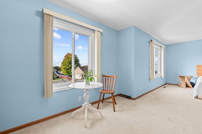 2640 SIOUX, ROCKFORD, Illinois 61109, 4 Bedrooms Bedrooms, ,3 BathroomsBathrooms,House,For Sale,SIOUX,202506228