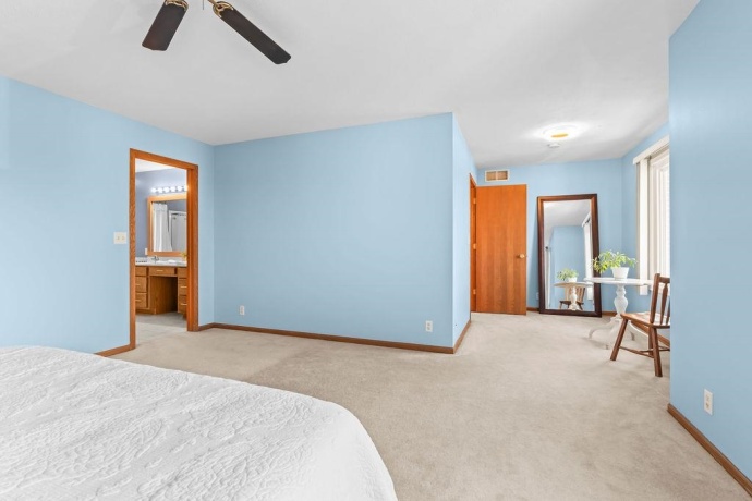 2640 SIOUX, ROCKFORD, Illinois 61109, 4 Bedrooms Bedrooms, ,3 BathroomsBathrooms,House,For Sale,SIOUX,202506228