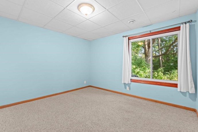 2640 SIOUX, ROCKFORD, Illinois 61109, 4 Bedrooms Bedrooms, ,3 BathroomsBathrooms,House,For Sale,SIOUX,202506228