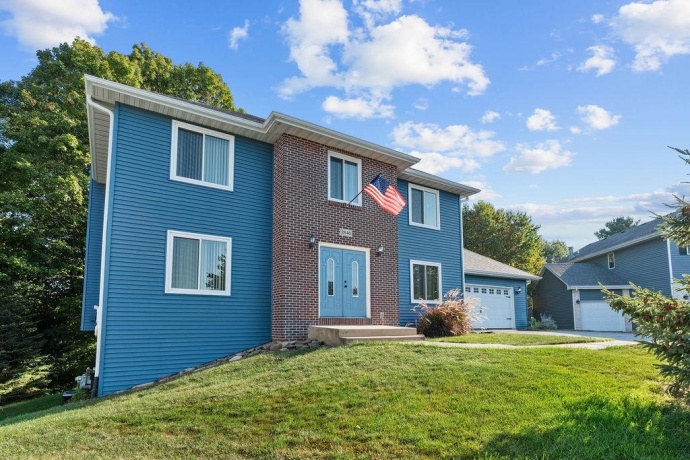 2640 SIOUX, ROCKFORD, Illinois 61109, 4 Bedrooms Bedrooms, ,3 BathroomsBathrooms,House,For Sale,SIOUX,202506228