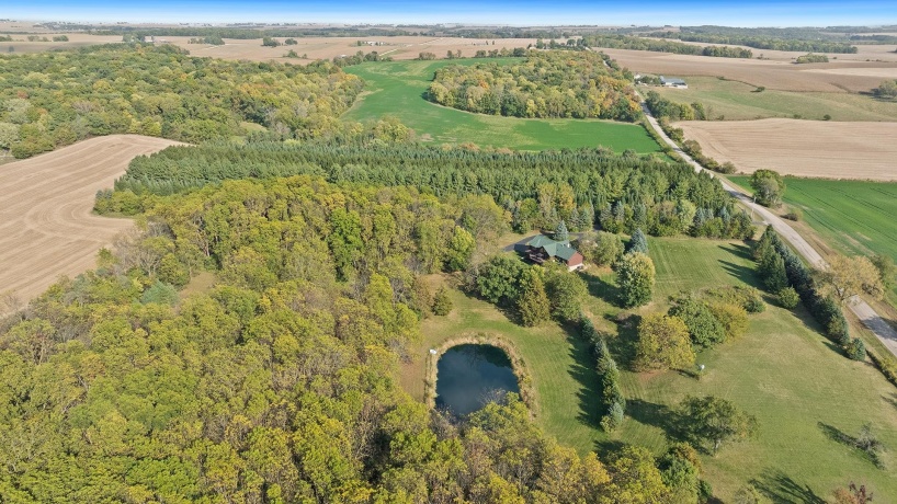 5810 Lightsville, LEAF RIVER, Illinois 61047, 3 Bedrooms Bedrooms, ,3 BathroomsBathrooms,House,For Sale,Lightsville,202506231