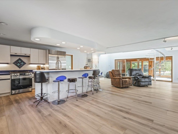 1953 Harlem, ROCKFORD, Illinois 61103, 4 Bedrooms Bedrooms, ,4 BathroomsBathrooms,House,For Sale,Harlem,202506235