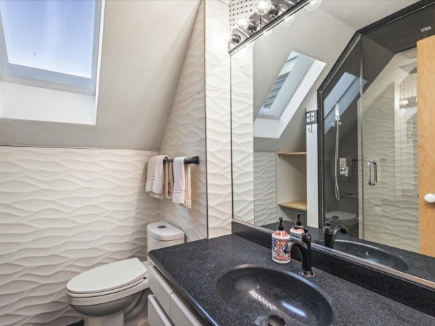 1953 Harlem, ROCKFORD, Illinois 61103, 4 Bedrooms Bedrooms, ,4 BathroomsBathrooms,House,For Sale,Harlem,202506235