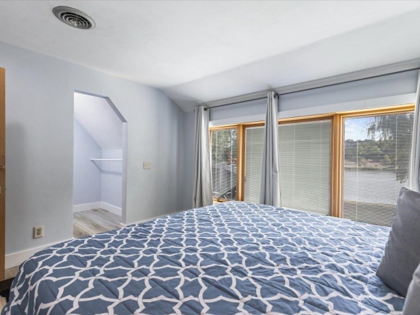 1953 Harlem, ROCKFORD, Illinois 61103, 4 Bedrooms Bedrooms, ,4 BathroomsBathrooms,House,For Sale,Harlem,202506235