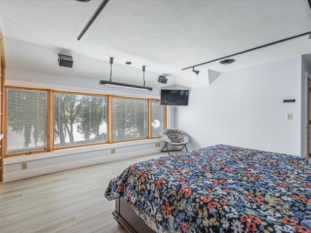 1953 Harlem, ROCKFORD, Illinois 61103, 4 Bedrooms Bedrooms, ,4 BathroomsBathrooms,House,For Sale,Harlem,202506235