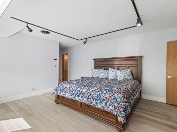 1953 Harlem, ROCKFORD, Illinois 61103, 4 Bedrooms Bedrooms, ,4 BathroomsBathrooms,House,For Sale,Harlem,202506235