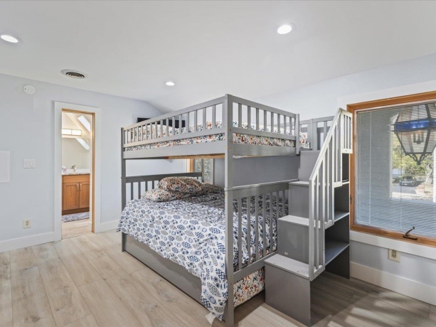 1953 Harlem, ROCKFORD, Illinois 61103, 4 Bedrooms Bedrooms, ,4 BathroomsBathrooms,House,For Sale,Harlem,202506235