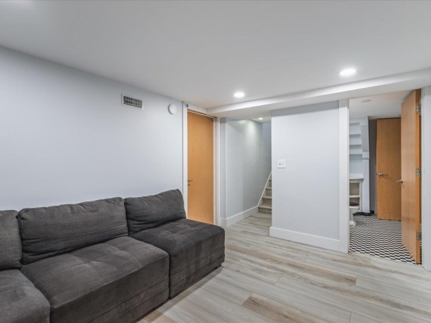 1953 Harlem, ROCKFORD, Illinois 61103, 4 Bedrooms Bedrooms, ,4 BathroomsBathrooms,House,For Sale,Harlem,202506235