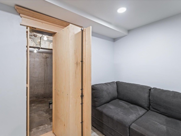 1953 Harlem, ROCKFORD, Illinois 61103, 4 Bedrooms Bedrooms, ,4 BathroomsBathrooms,House,For Sale,Harlem,202506235