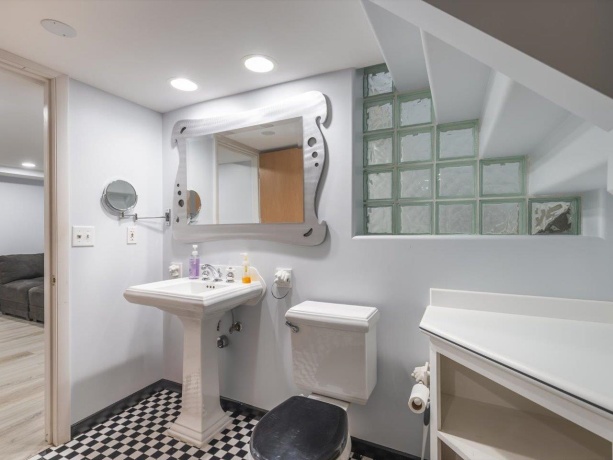 1953 Harlem, ROCKFORD, Illinois 61103, 4 Bedrooms Bedrooms, ,4 BathroomsBathrooms,House,For Sale,Harlem,202506235