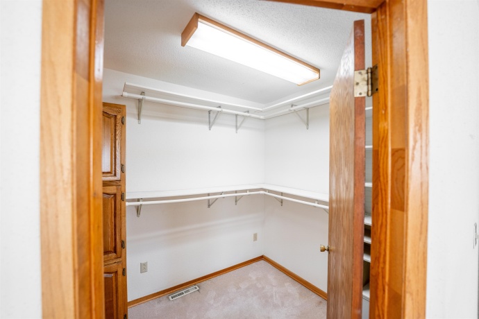 15361 Bluff, SOUTH BELOIT, Illinois 61080, 3 Bedrooms Bedrooms, ,2 BathroomsBathrooms,House,For Sale,Bluff,202506236