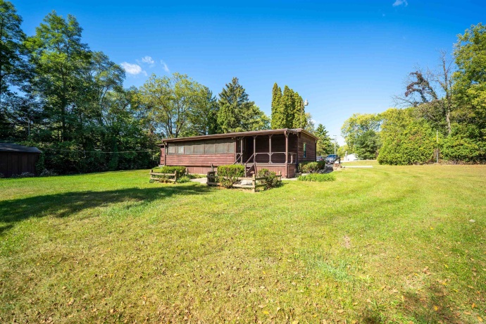 15361 Bluff, SOUTH BELOIT, Illinois 61080, 3 Bedrooms Bedrooms, ,2 BathroomsBathrooms,House,For Sale,Bluff,202506236