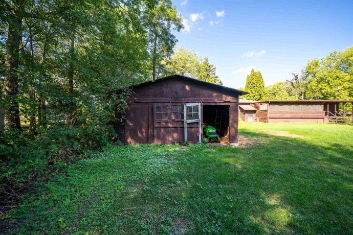 15361 Bluff, SOUTH BELOIT, Illinois 61080, 3 Bedrooms Bedrooms, ,2 BathroomsBathrooms,House,For Sale,Bluff,202506236