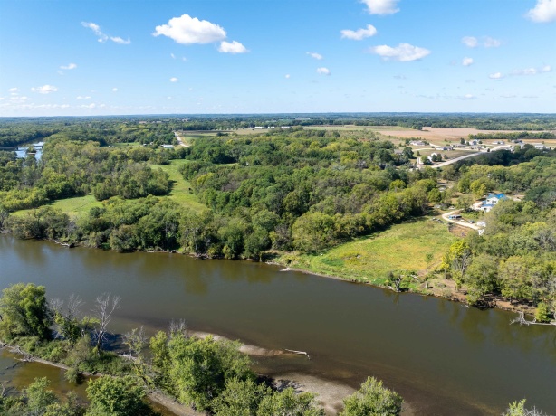 15361 Bluff, SOUTH BELOIT, Illinois 61080, 3 Bedrooms Bedrooms, ,2 BathroomsBathrooms,House,For Sale,Bluff,202506236