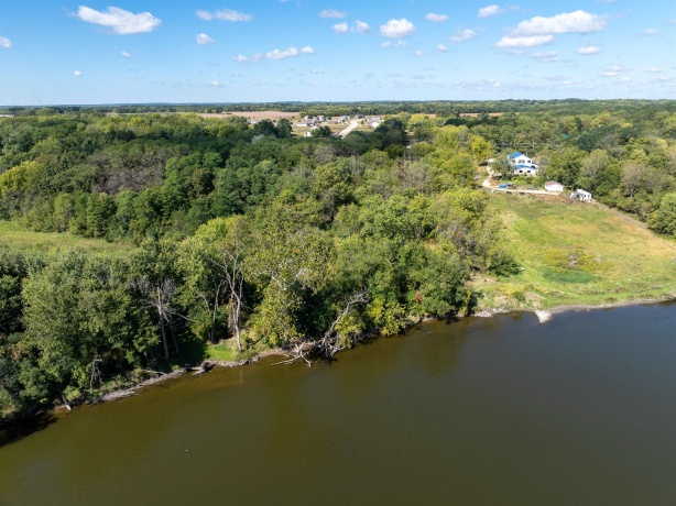 15361 Bluff, SOUTH BELOIT, Illinois 61080, 3 Bedrooms Bedrooms, ,2 BathroomsBathrooms,House,For Sale,Bluff,202506236