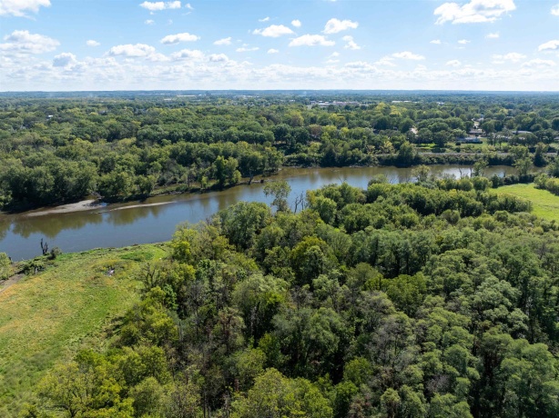 15361 Bluff, SOUTH BELOIT, Illinois 61080, 3 Bedrooms Bedrooms, ,2 BathroomsBathrooms,House,For Sale,Bluff,202506236