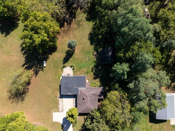 15361 Bluff, SOUTH BELOIT, Illinois 61080, 3 Bedrooms Bedrooms, ,2 BathroomsBathrooms,House,For Sale,Bluff,202506236