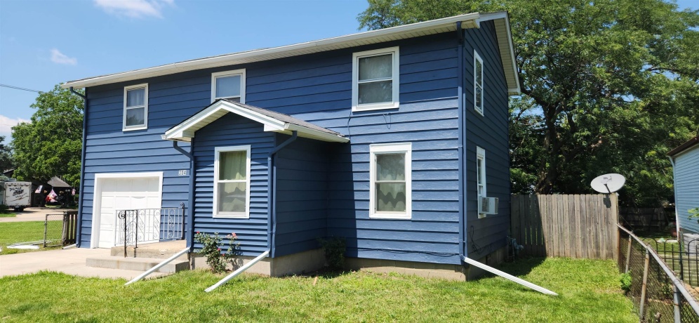 304 Wilshire, MACHESNEY PARK, Illinois 61115, 3 Bedrooms Bedrooms, ,1 BathroomBathrooms,House,For Sale,Wilshire,202506244