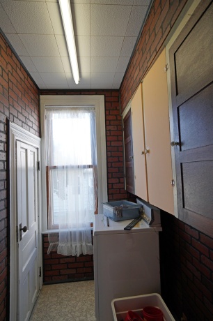 418 Main, ELIZABETH, Illinois 61028, 3 Bedrooms Bedrooms, ,1 BathroomBathrooms,House,For Sale,Main,202506251