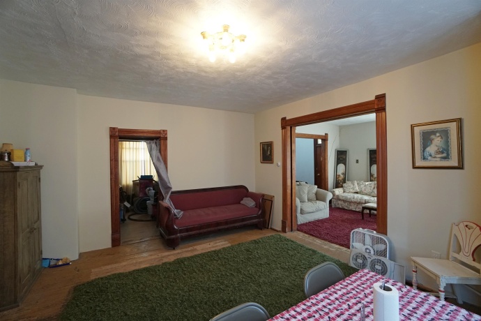 418 Main, ELIZABETH, Illinois 61028, 3 Bedrooms Bedrooms, ,1 BathroomBathrooms,House,For Sale,Main,202506251