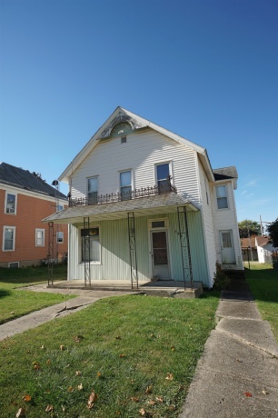 418 Main, ELIZABETH, Illinois 61028, 3 Bedrooms Bedrooms, ,1 BathroomBathrooms,House,For Sale,Main,202506251