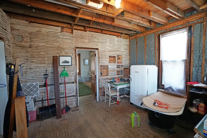 418 Main, ELIZABETH, Illinois 61028, 3 Bedrooms Bedrooms, ,1 BathroomBathrooms,House,For Sale,Main,202506251