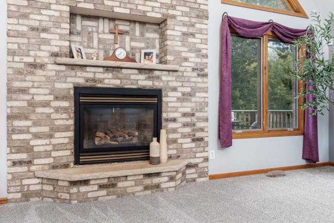 5076 Oak Hill, ROCKFORD, Illinois 61109, 3 Bedrooms Bedrooms, ,2 BathroomsBathrooms,House,For Sale,Oak Hill,202506255