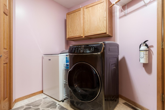 5076 Oak Hill, ROCKFORD, Illinois 61109, 3 Bedrooms Bedrooms, ,2 BathroomsBathrooms,House,For Sale,Oak Hill,202506255