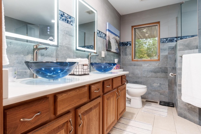 5076 Oak Hill, ROCKFORD, Illinois 61109, 3 Bedrooms Bedrooms, ,2 BathroomsBathrooms,House,For Sale,Oak Hill,202506255