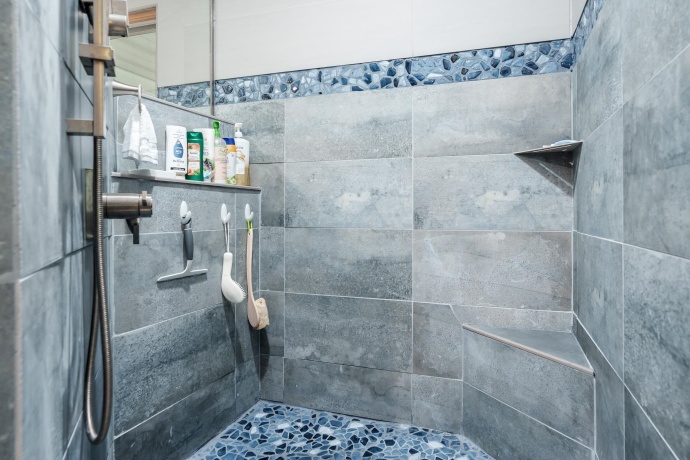 5076 Oak Hill, ROCKFORD, Illinois 61109, 3 Bedrooms Bedrooms, ,2 BathroomsBathrooms,House,For Sale,Oak Hill,202506255