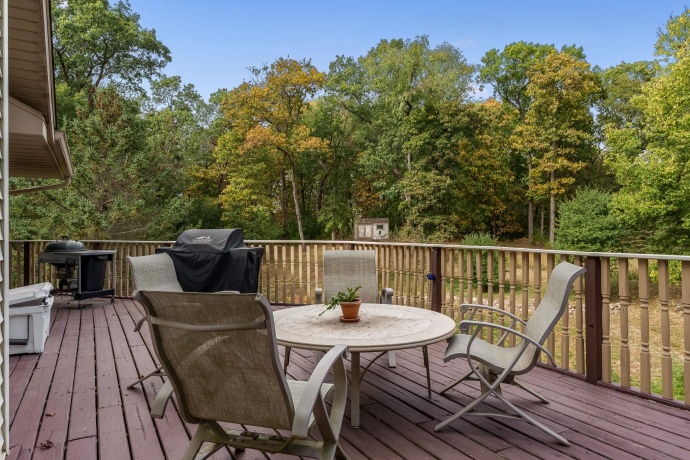 5076 Oak Hill, ROCKFORD, Illinois 61109, 3 Bedrooms Bedrooms, ,2 BathroomsBathrooms,House,For Sale,Oak Hill,202506255