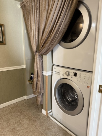 7707 US Rte 20 W, LENA, Illinois 61048, 3 Bedrooms Bedrooms, ,1 BathroomBathrooms,House,For Sale,US Rte 20 W,202506256