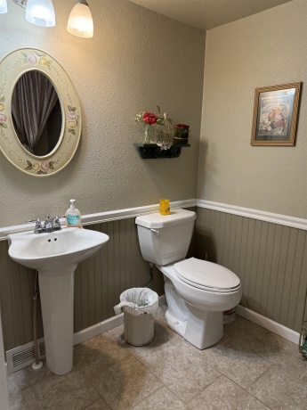 7707 US Rte 20 W, LENA, Illinois 61048, 3 Bedrooms Bedrooms, ,1 BathroomBathrooms,House,For Sale,US Rte 20 W,202506256